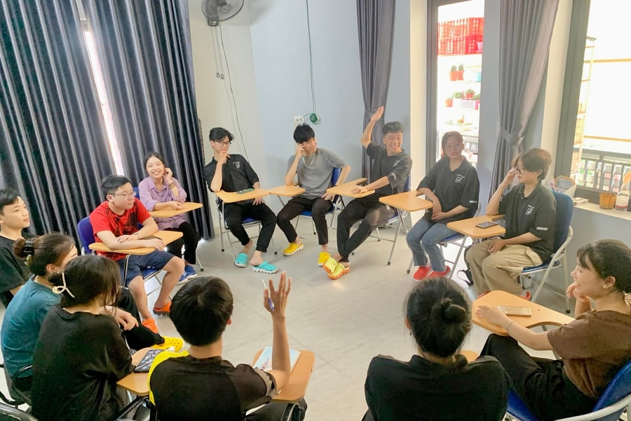 Những "khoảng trống" kỹ năng sống của giới trẻ