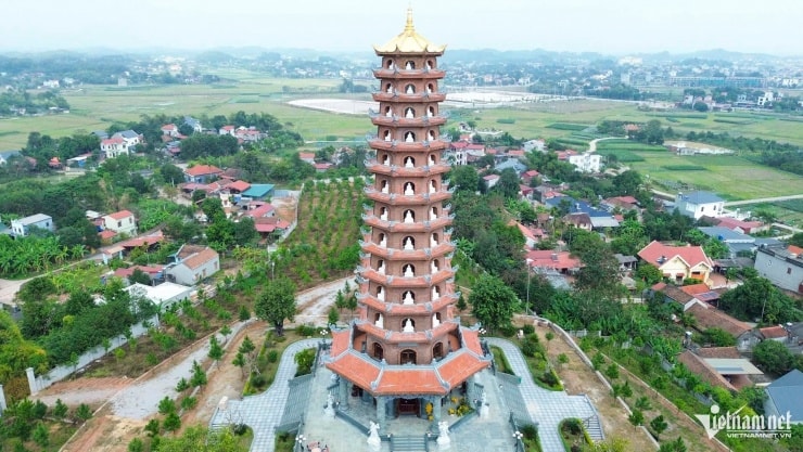 Bắc Ninh: Chiêm bái chùa Phúc Sơn 300 tuổi và tượng Phật ngọc nguyên khối 8 tấn