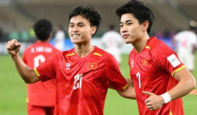 U23 Việt Nam vào bán kết: Phạm Minh Phúc và hành trình từ bị cấm đá bóng đến người hùng phút 101