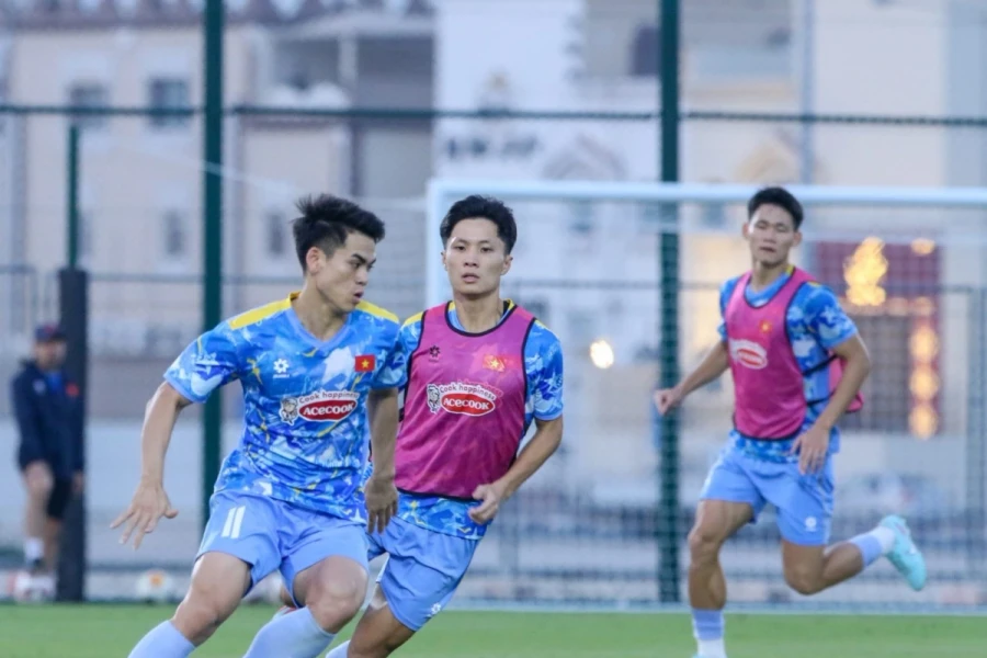 U23 Việt Nam sẵn sàng đại chiến với Hàn Quốc; Caicedo hóa người hùng của Chelsea; Kane và Barca rực sáng châu Âu