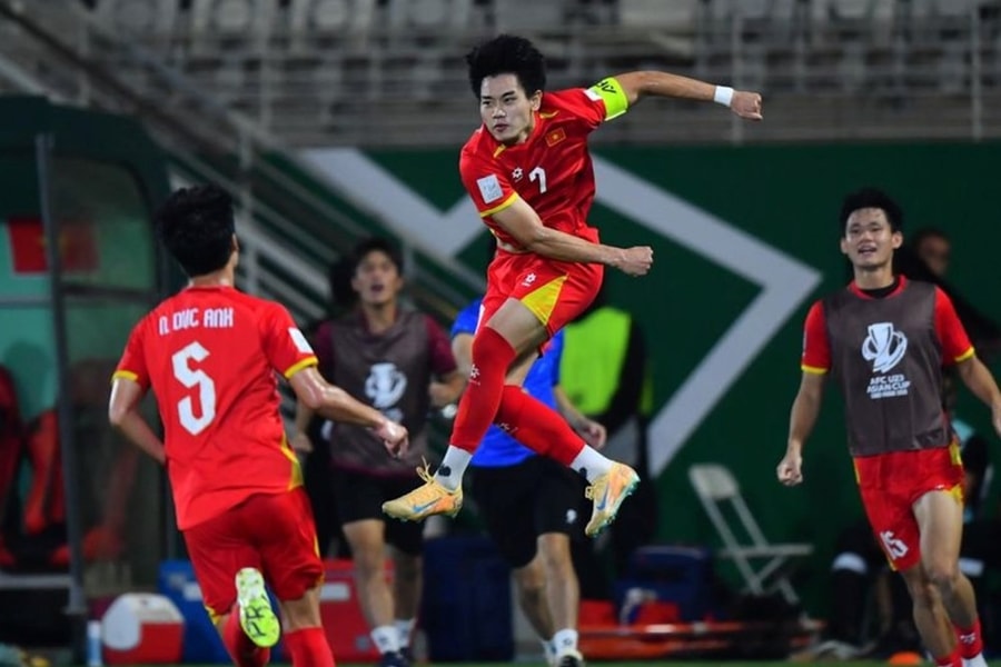 U23 Việt Nam lập kỷ lục ghi bàn tại Vòng chung kết U23 châu Á 2026; Ronaldo có thể thành ông chủ Al Nassr