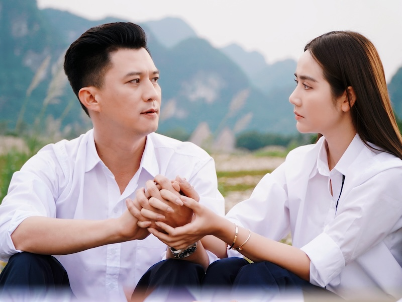 Phan Minh Huyền bất ngờ trước sức hút của cặp đôi Ngân - Viễn trong Cách em 1 milimet