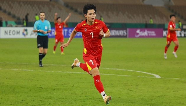 HLV Kim Sang-sik: Đình Bắc cần xuất ngoại để vươn tầm sau kỳ tích U23 châu Á