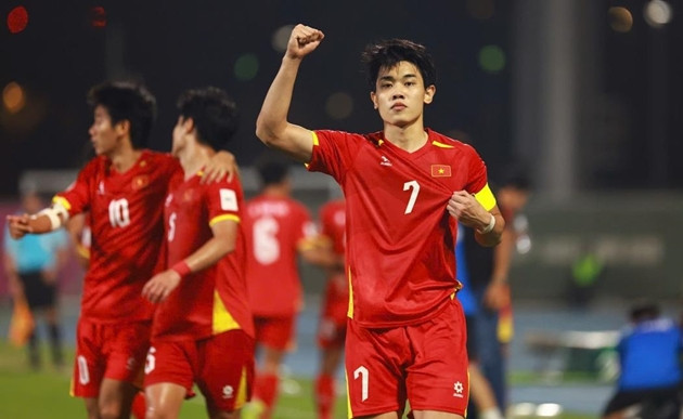 Đình Bắc và Trung Kiên lọt tầm ngắm J-League: Bước ngoặt xuất ngoại sau kỳ tích châu Á