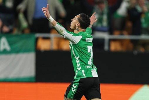 Antony rực sáng giúp Real Betis hạ Feyenoord 2-1 tại Europa League