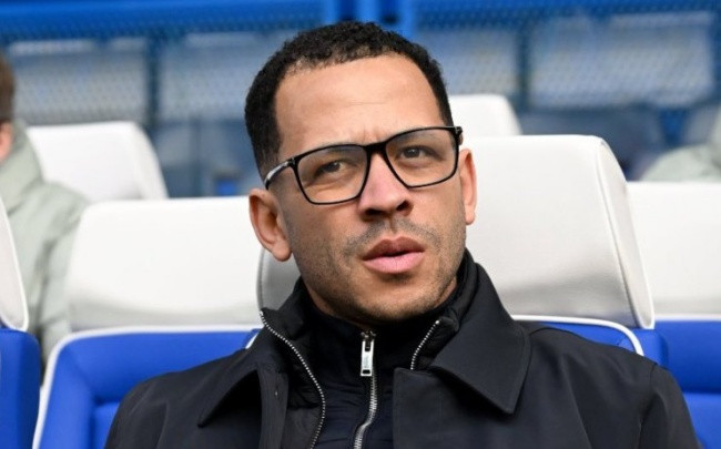 Chelsea vs West Ham: Cơ hội lịch sử của Liam Rosenior tại Stamford Bridge