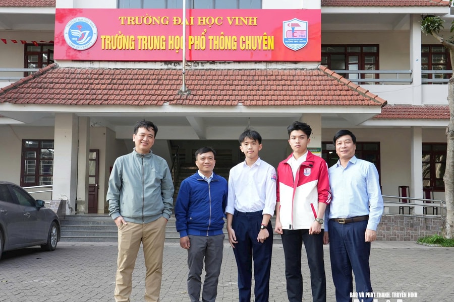 Mùa giải quốc gia nhiều dấu ấn của Trường chuyên Đại học Vinh