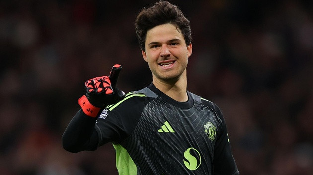 Senne Lammens: Liều thuốc an thần giúp hàng thủ Manchester United hồi sinh mạnh mẽ