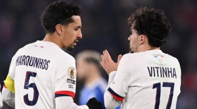 PSG thắng Strasbourg 2-1: Nuno Mendes tỏa sáng sau thẻ đỏ của Hakimi