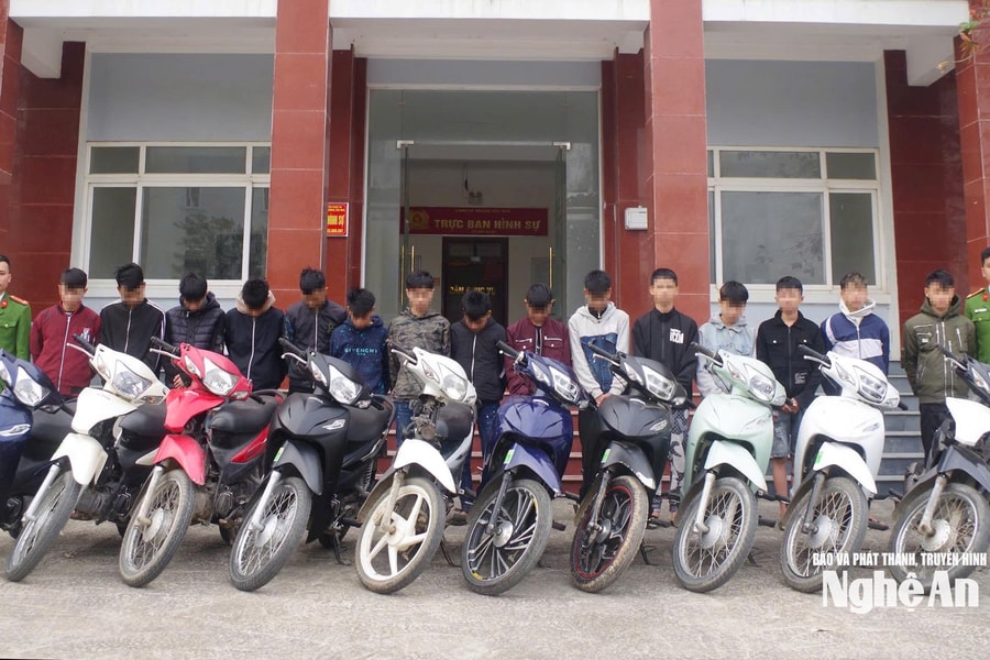 Sau tin báo, Công an phường nhanh chóng bắt giữ nhóm đối tượng trộm cắp