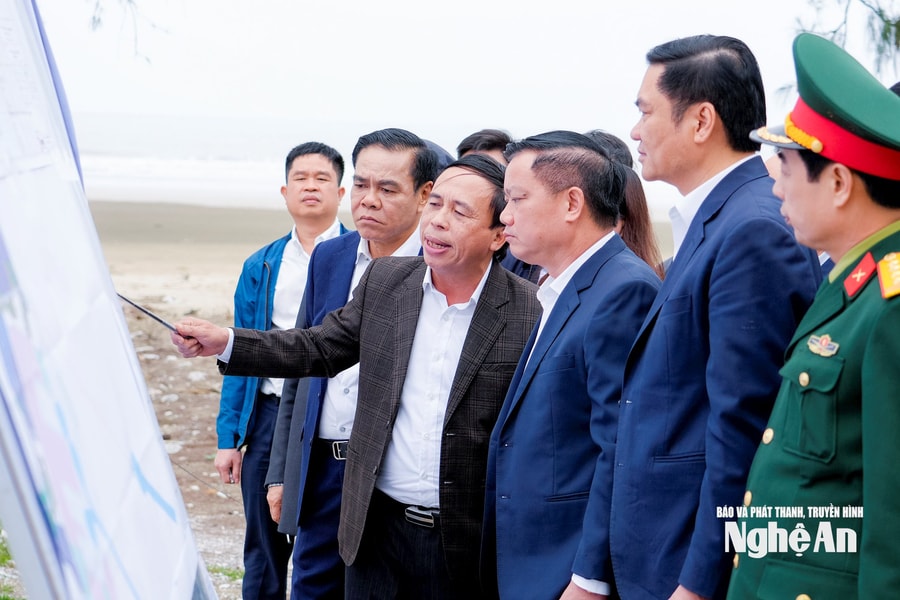 Nghệ An tăng cường lãnh đạo công tác quản lý đầu tư công, xử lý dứt điểm nợ đọng xây dựng cơ bản nguồn ngân sách Nhà nước