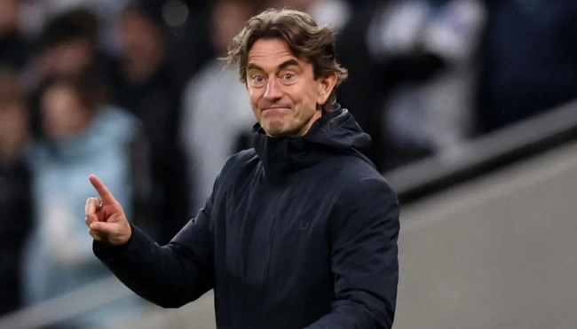 Thomas Frank lập kỷ lục tệ nhất lịch sử Big Six: Tottenham rơi vào vùng nguy hiểm