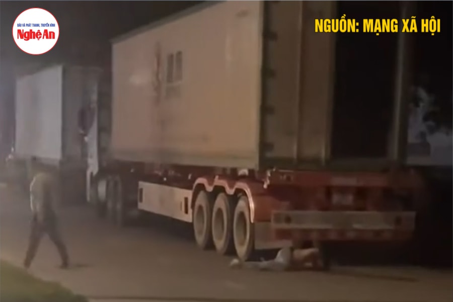 Clip người đàn ông bị đánh gục bên xe container gây bức xúc, công an vào cuộc