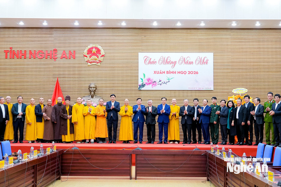 Các tổ chức tôn giáo thăm, chúc Tết tỉnh Nghệ An