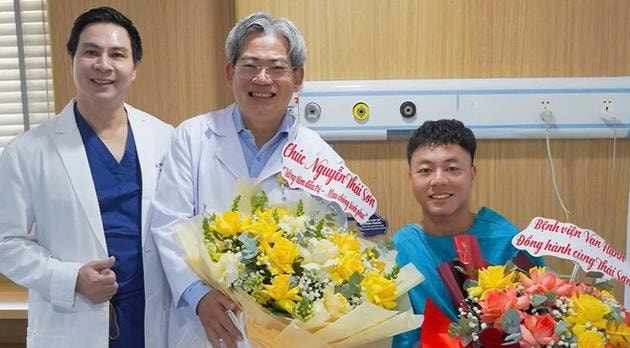 Nguyễn Thái Sơn phẫu thuật thành công chấn thương dây chằng và sụn chêm