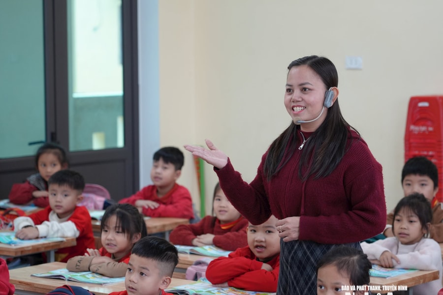 Mùng ba Tết thầy