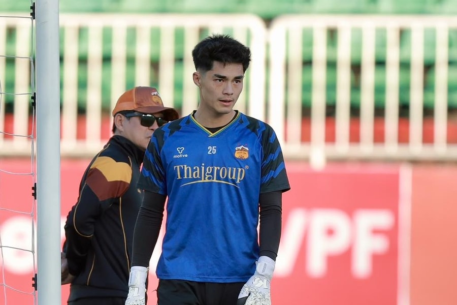 Thủ môn 1m92 Trần Trung Kiên được khuyên xuất ngoại: Lợi thế 'của hiếm' của bóng đá Việt Nam