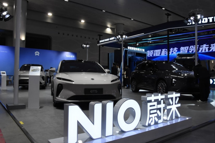 NIO ra mắt tính năng mở cốp bằng cách lắc điện thoại trên hai dòng xe ET9 và ES8