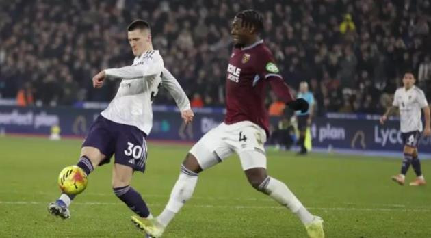 Man United thoát thua West Ham: Khi khối bê tông phơi bày giới hạn của Carrick-ball