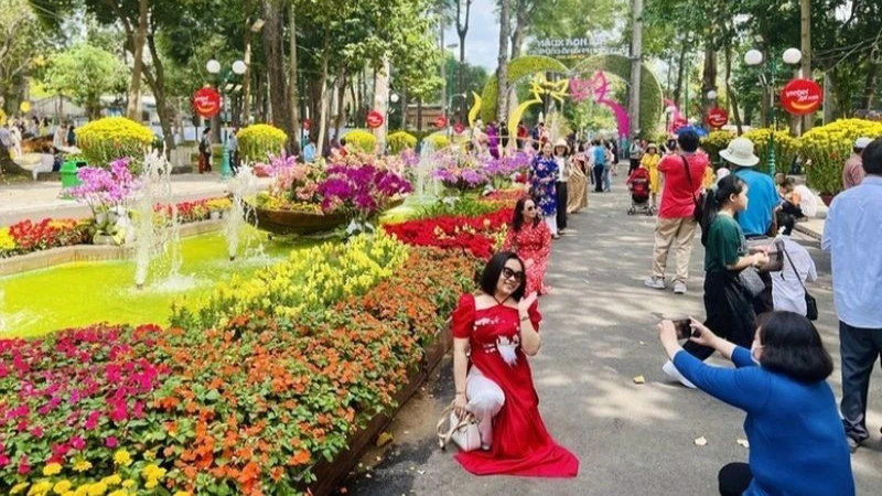 Chuẩn bị chu đáo cho nhân dân đón Tết Nguyên đán