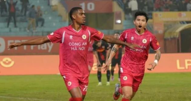 Alan Grafite thống trị V.League: Khi các sát thủ nội hụt hơi trước ngoại binh