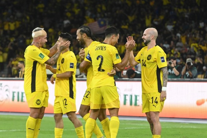 Báo Indonesia chỉ trích AFC 'đánh lạc hướng' dư luận về bê bối nhập tịch của Malaysia