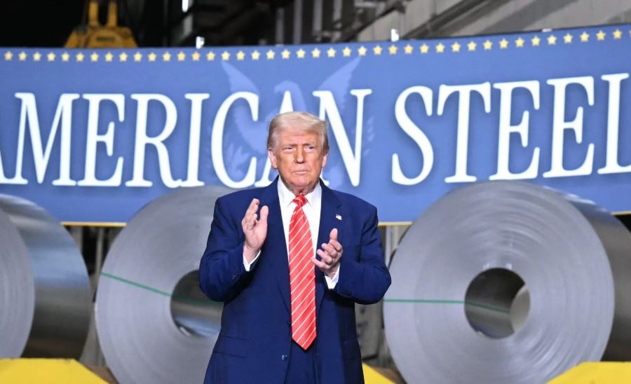 Tổng thống Trump có kế hoạch điều chỉnh thuế quan với thép và nhôm