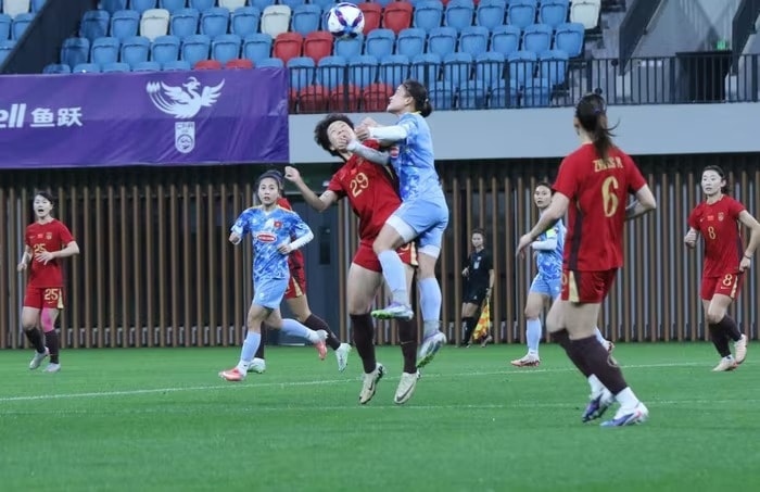 Tuyển nữ Việt Nam thua đậm Trung Quốc; VĐV lập kỷ lục mọi thời đại tại Olympic mùa đông 2026