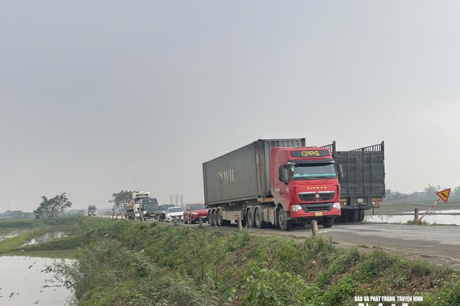 Hồi âm: Sở Xây dựng sẽ nâng cấp đoạn xuống cấp trên ĐT.542C trong quý I/2026
