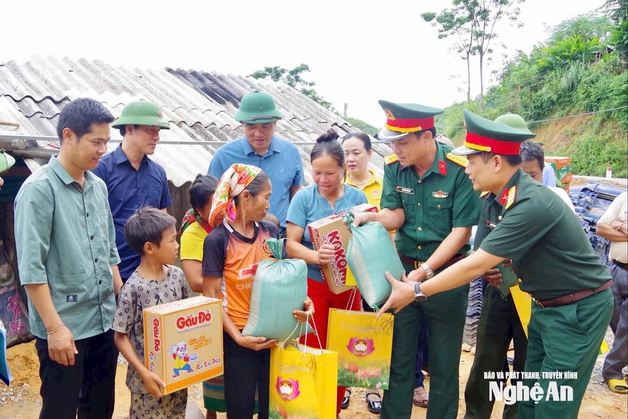 Giữ vững 'thế trận lòng dân’ đảm bảo an ninh- quốc phòng trong thời kỳ mới
