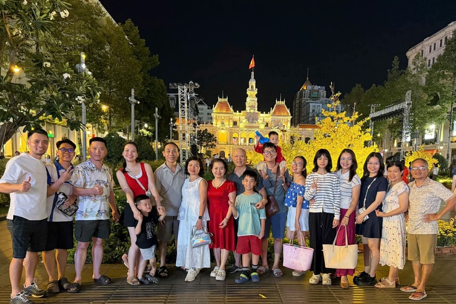 Nét đẹp trong phong tục du xuân đầu năm của người Việt