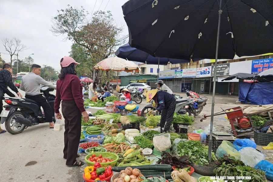 Giá thực phẩm sau Tết tăng nhẹ, nguồn hàng dồi dào
