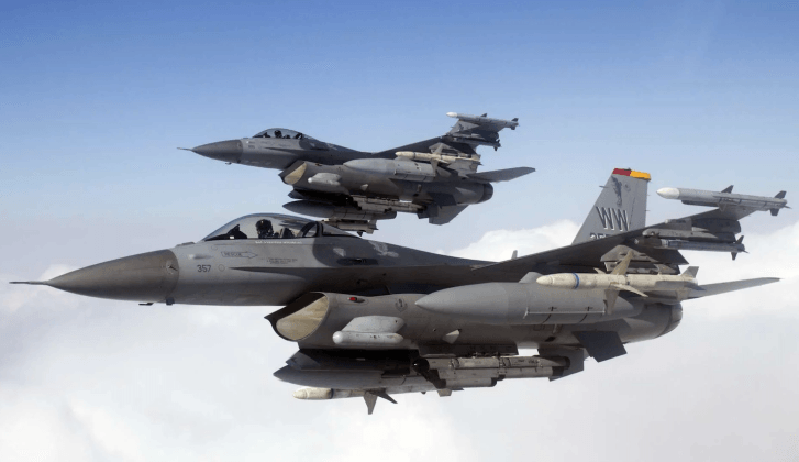 Mỹ triển khai 36 tiêm kích F-16CJ chuyên diệt radar áp sát Iran