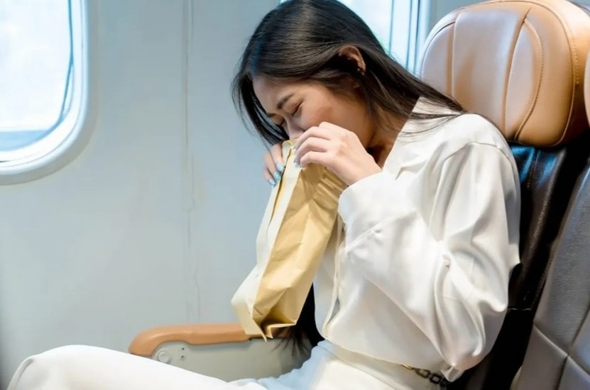 Cách chọn vị trí ngồi tốt nhất giúp bạn tránh say xe và say máy bay cực kỳ hiệu quả