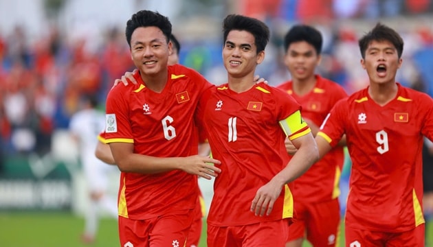 HLV Kim Sang-sik tính toán dùng suất quá tuổi giải bài toán thủ lĩnh tại ASIAD 20