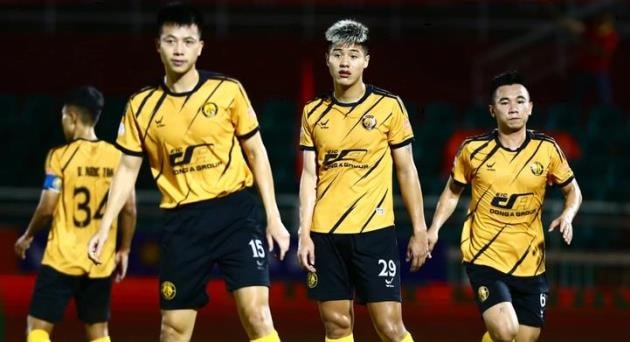 Khủng hoảng tại CLB Thanh Hóa: Khi thủ môn phải vào sân đá tiền đạo tại V-League