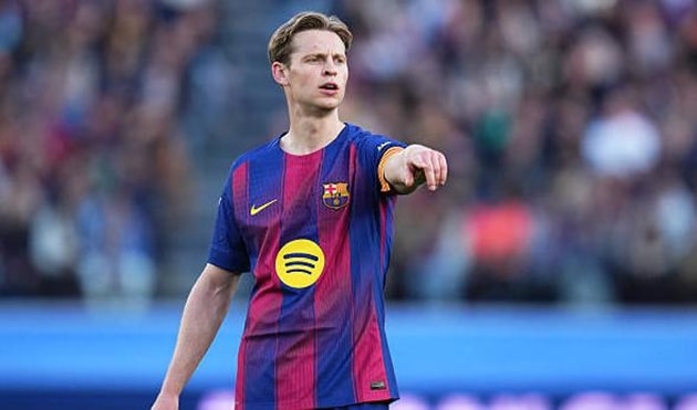 Barcelona đối đầu Villarreal: Bài toán tuyến giữa của Hansi Flick khi vắng Frenkie de Jong