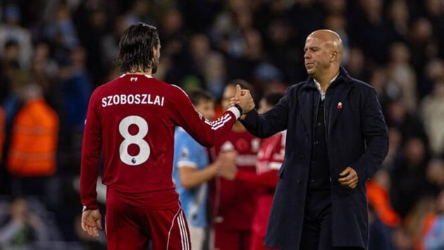 Liverpool đấu West Ham: Bản lĩnh nhà vô địch trước bản năng sinh tồn tại Anfield