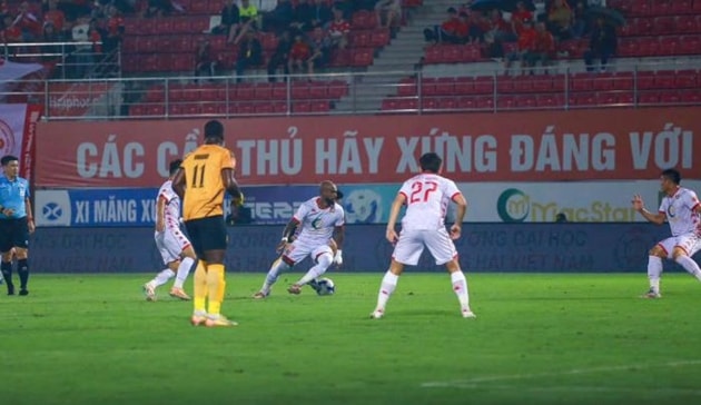 Hải Phòng hòa kịch tính 3-3 trước Thanh Hóa: Màn tái xuất rực rỡ của Rimario