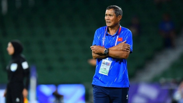 Ngân Thị Vạn Sự lập cú đúp phút 90+3, ĐT nữ Việt Nam thắng kịch tính Ấn Độ 2-1