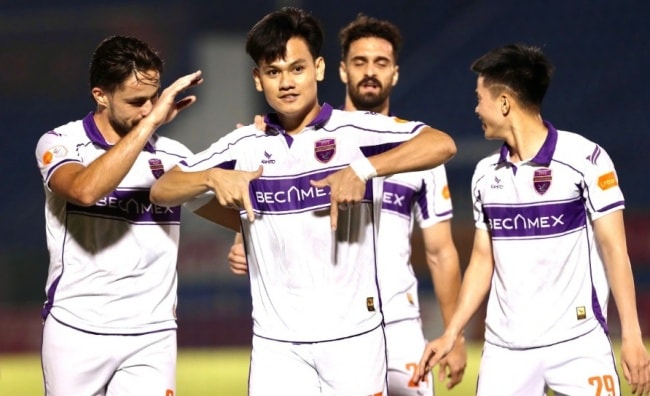 Hành trình Becamex TP.HCM: Từ đội bóng Sông Bé đến 'Chelsea Việt Nam' lừng lẫy