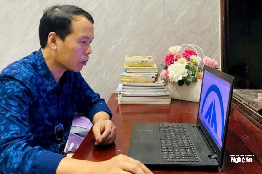 Người 'săn' giải sáng tác logo từ sở thích 'tay ngang'