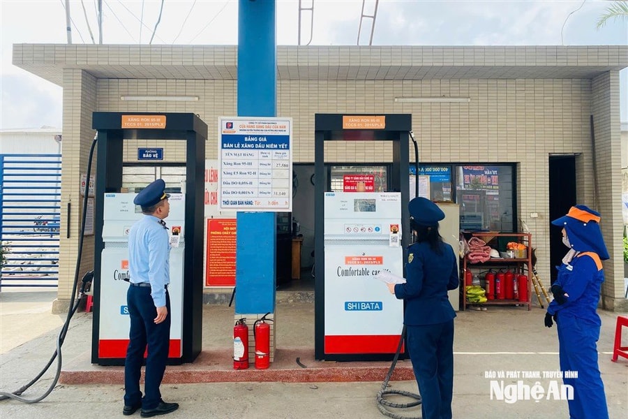 Nghệ An: Tăng cường kiểm tra, giám sát hoạt động kinh doanh xăng dầu, kiên quyết xử lý hành vi găm hàng, đầu cơ