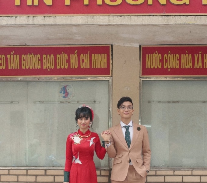 Hành trình 6 năm hôn nhân kín tiếng của ca sĩ Hoàng Dũng và bà xã quản lý