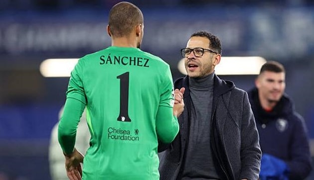 Liam Rosenior và quyết định sống còn: Robert Sanchez phải trở lại khung gỗ Chelsea