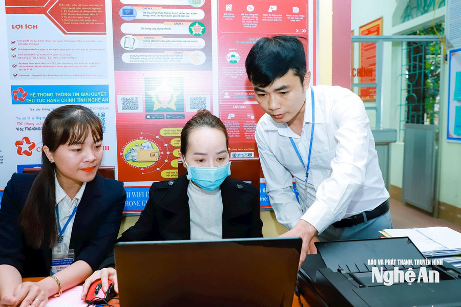 [Infographics] 3 nhóm công chức nào được xếp lương mới theo thông tư 01/2026 của Bộ Nội vụ?