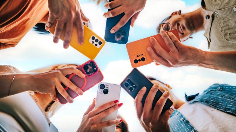 Tốp 5 smartphone pin khủng nhất năm 2026: Lựa chọn lý tưởng cho người hay di chuyển