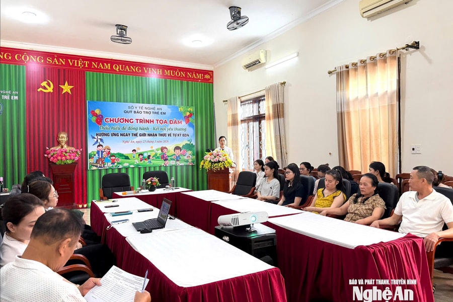 Tọa đàm “Thấu hiểu để đồng hành - Kết nối yêu thương”