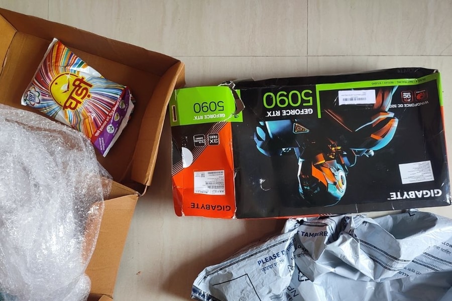 Mất 84 triệu đồng mua RTX 5090 trên Amazon nhưng nhận về bột giặt: Cảnh báo lừa đảo công nghệ