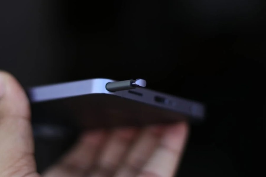 Galaxy S27 Ultra tiếp tục dùng bút S Pen cũ: Vì sao Samsung chưa mặn mà với công nghệ mới?